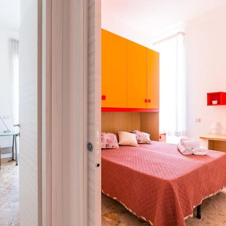 Rione Emanuele III - 4 Bedroom Apartment Napoli Ngoại thất bức ảnh