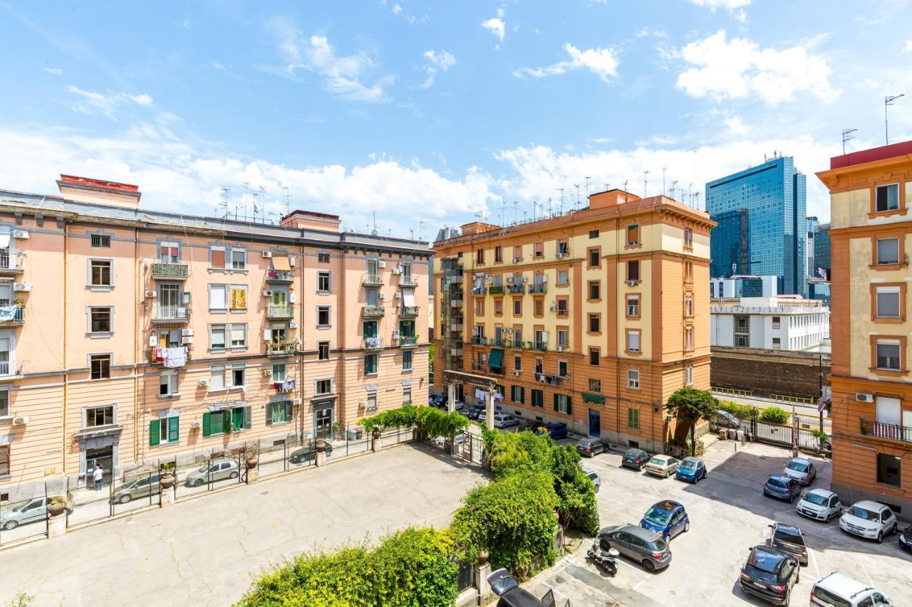 Rione Emanuele III - 4 Bedroom Apartment Napoli Ngoại thất bức ảnh