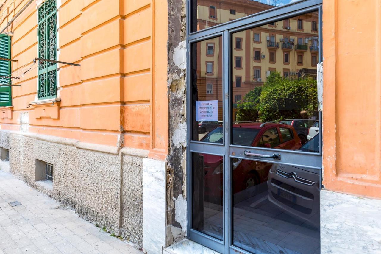 Rione Emanuele III - 4 Bedroom Apartment Napoli Ngoại thất bức ảnh