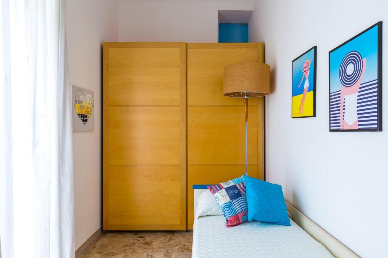 Rione Emanuele III - 4 Bedroom Apartment Napoli Ngoại thất bức ảnh